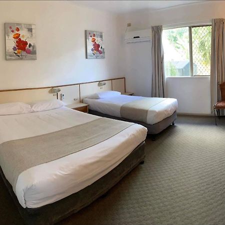 Wild Scotsman Motor Inn Gin Gin Qld Eksteriør bilde