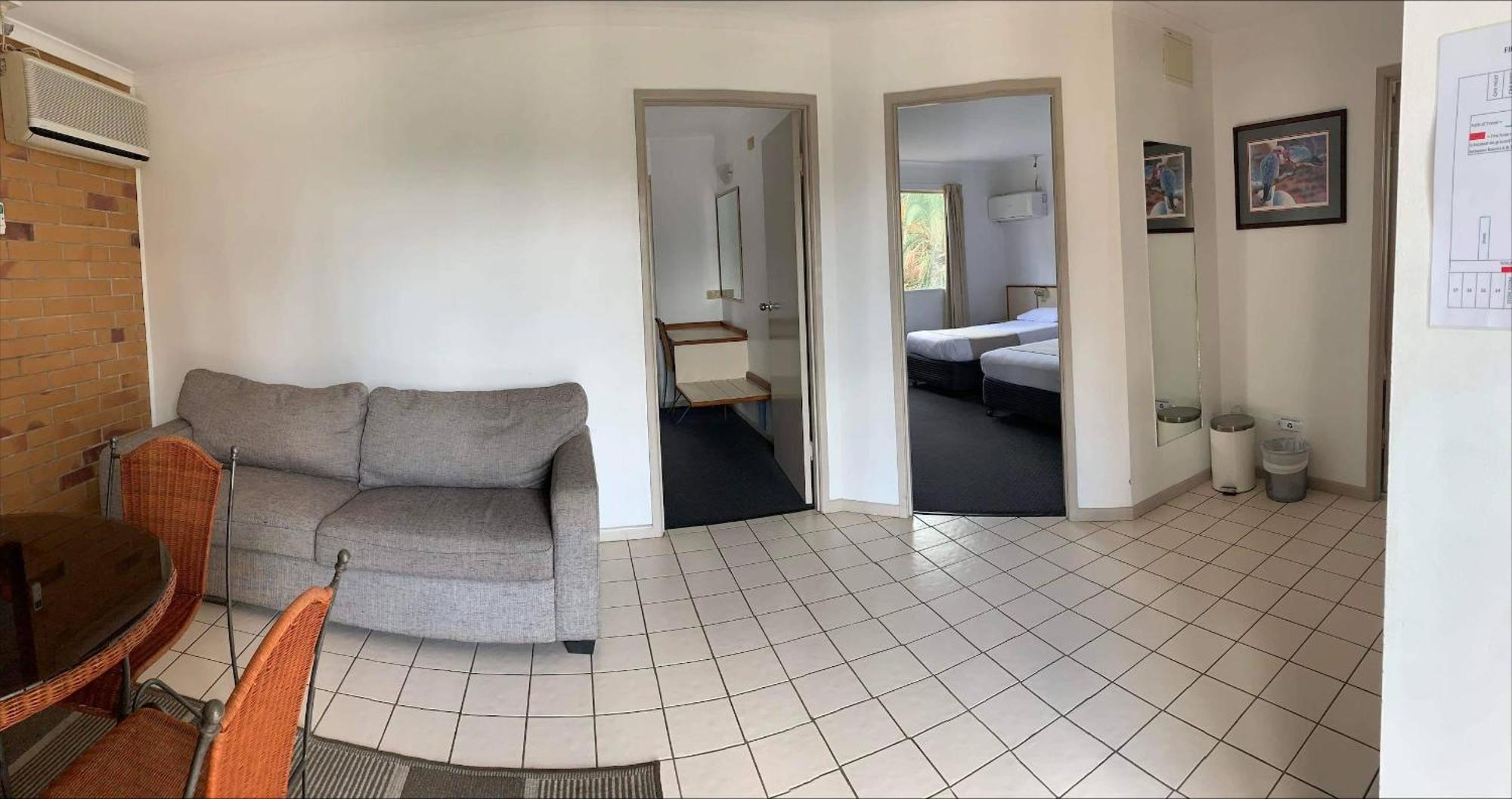 Wild Scotsman Motor Inn Gin Gin Qld Eksteriør bilde