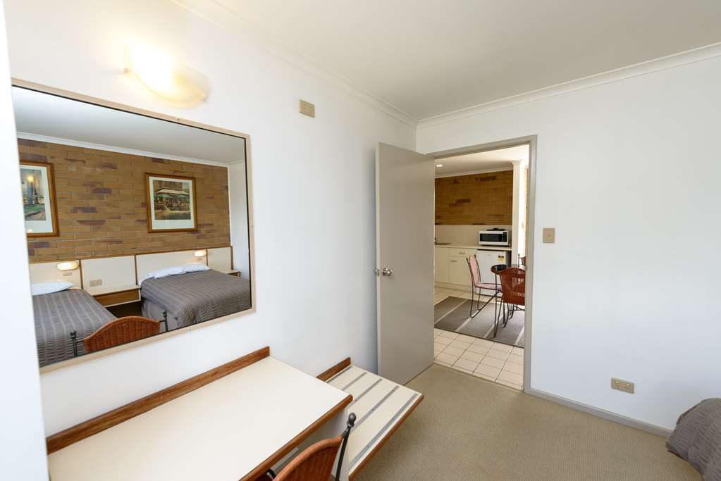 Wild Scotsman Motor Inn Gin Gin Qld Rom bilde